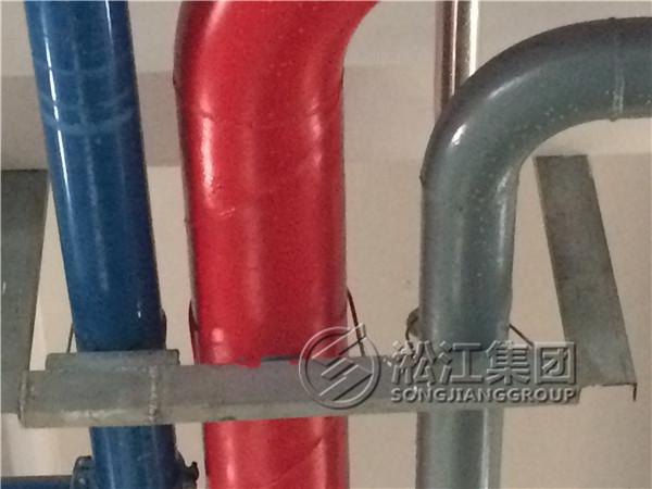 苏州鑫海码头工地双球橡胶挠性接头拉脱原因分析