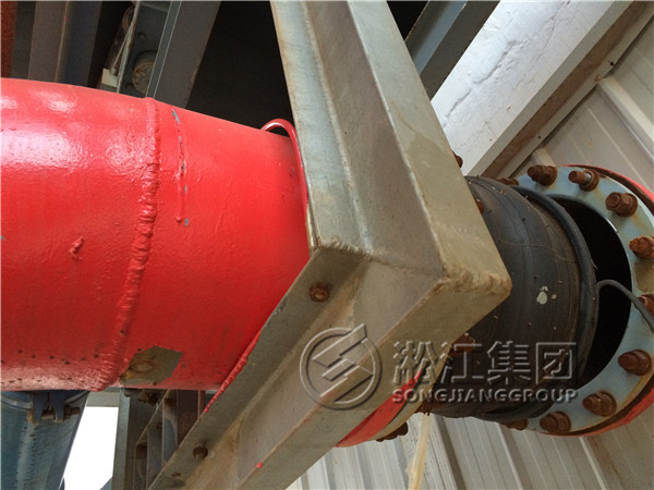 苏州鑫海码头工地双球橡胶挠性接头拉脱原因分析