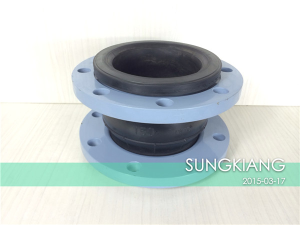 DN150橡胶管接头