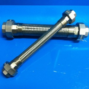 由任活接金属软管