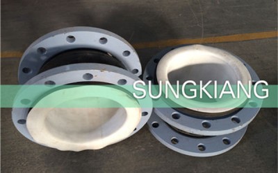 氟橡胶挠性接头在安装管道上能发挥哪些作用